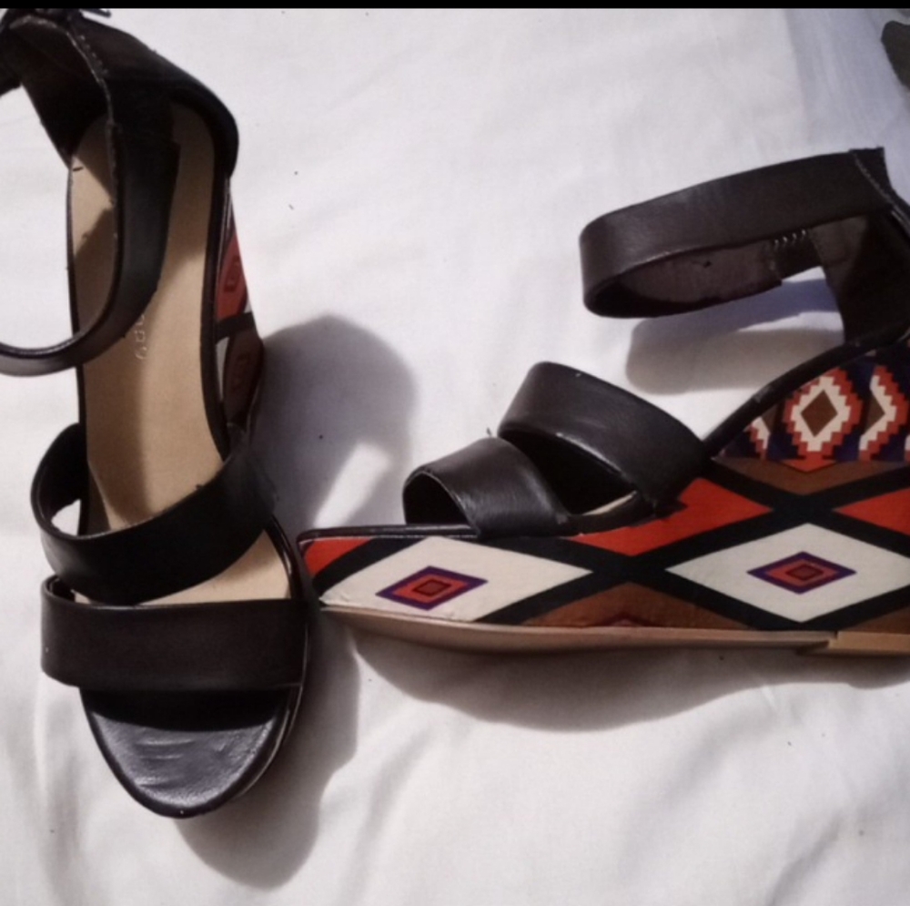 Wedge heels